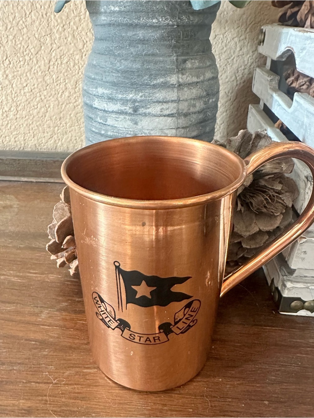 Title:
100% Solid Copper White Star Line Logo Mug Handcrafted Vintage Style - Picture 2 of 10